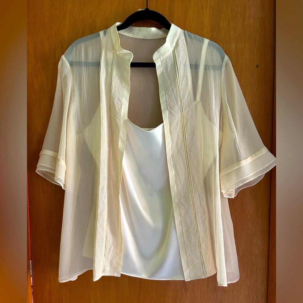 Tahari leopard cream color, sheer open blouse with silk top 22” ptp